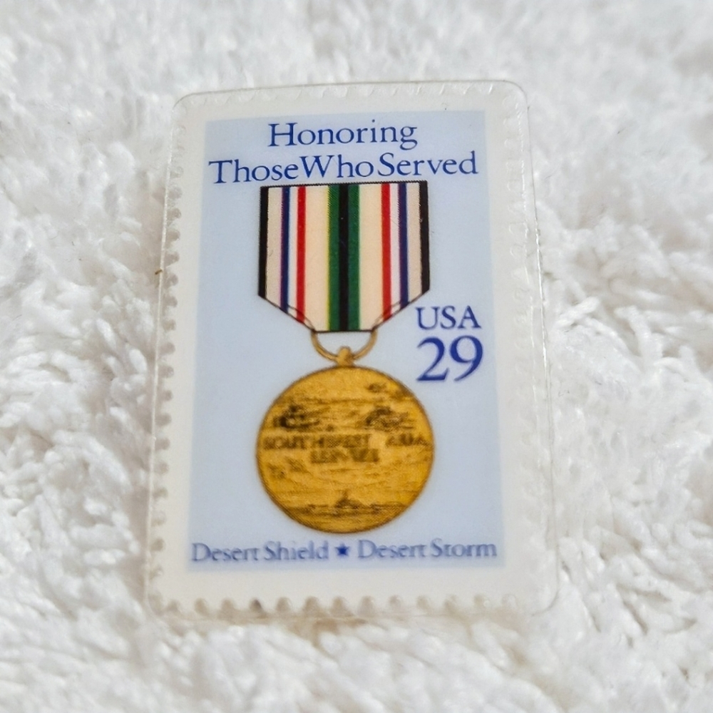 USPS Commemorative Stamp Pin Desert Shield Desert Storm